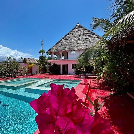 Villa Euphoria - Adults Only ปาเยอ ภายนอก รูปภาพ