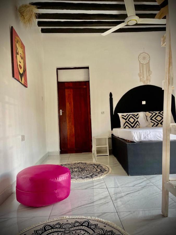 Villa Euphoria - Adults Only ปาเยอ ภายนอก รูปภาพ