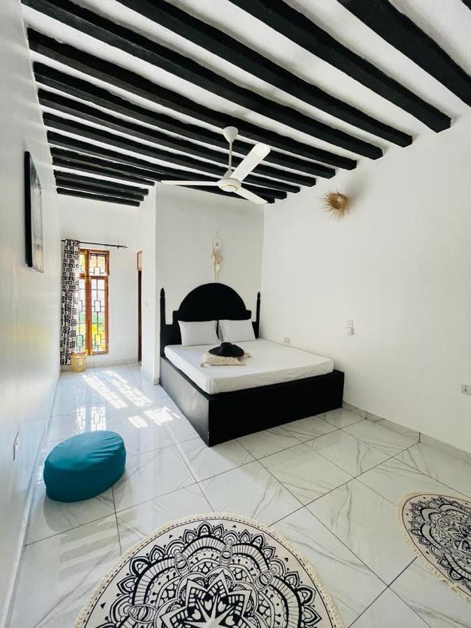 Villa Euphoria - Adults Only ปาเยอ ภายนอก รูปภาพ